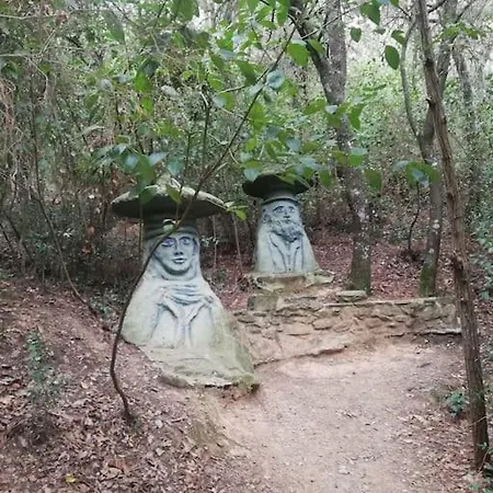 Casa Con Encanto En El Bosque Y A 10 Min De Girona Сasa de vacaciones